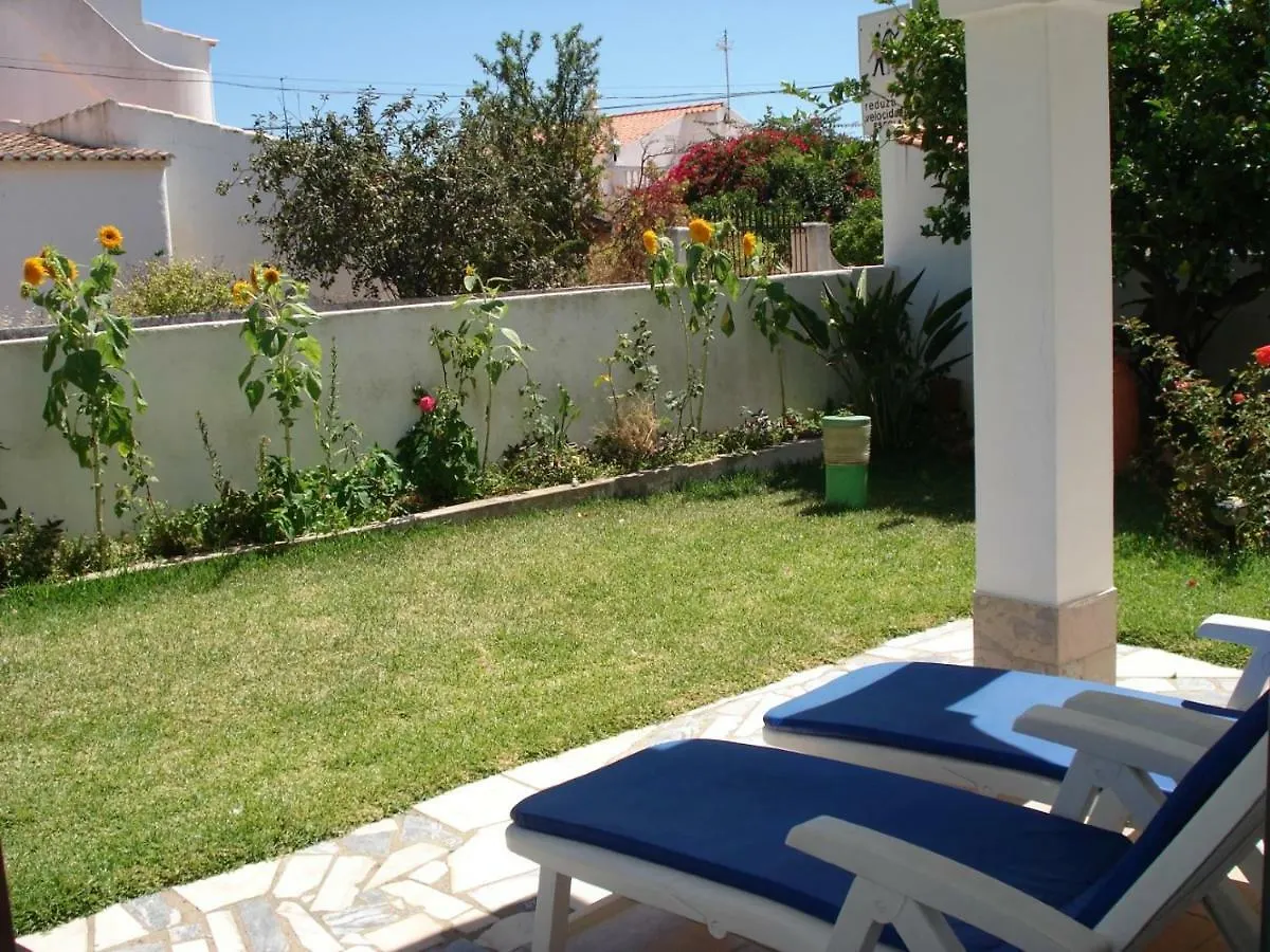 Lemon Tree Relaxing Guesthouse Лагуш Гостевой дом