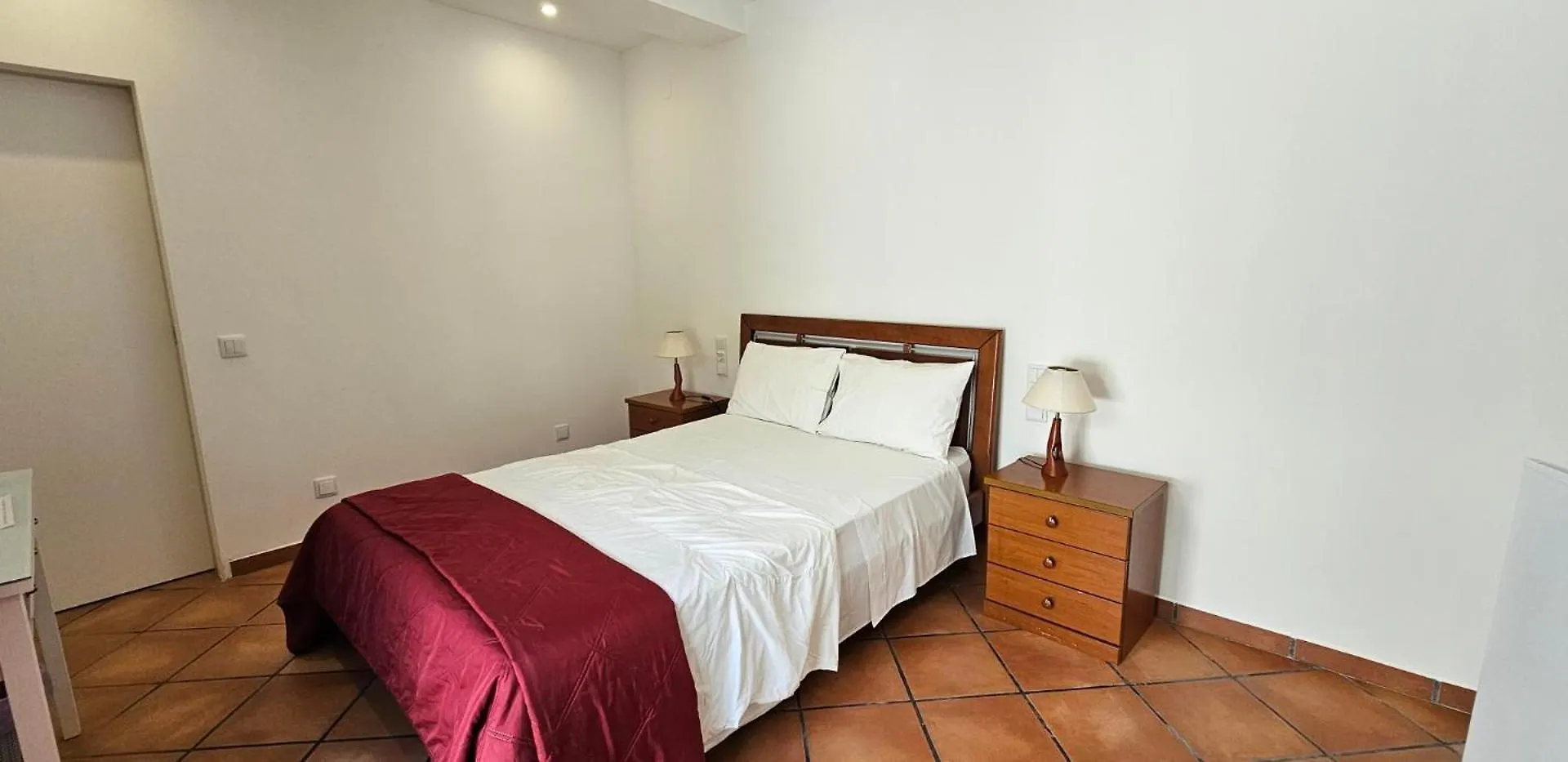 Lemon Tree Relaxing Guesthouse Lagos Portugal