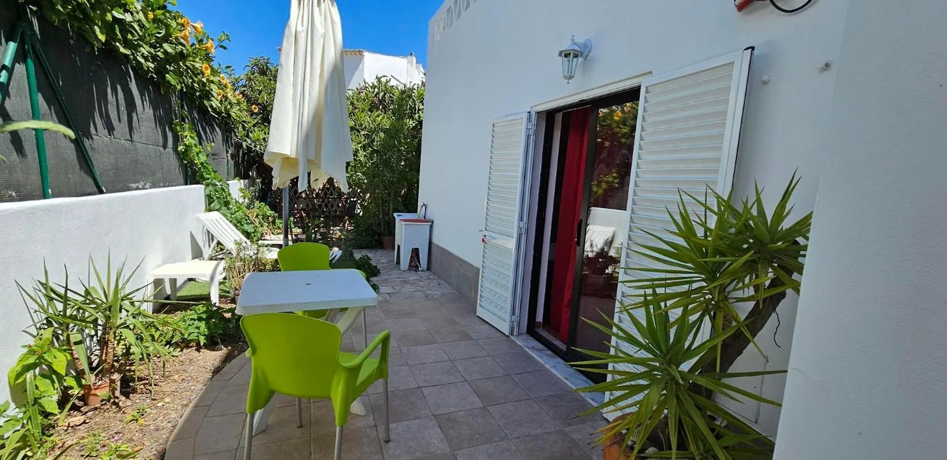 Lemon Tree Relaxing Guesthouse Lagos 0*,  Portugal