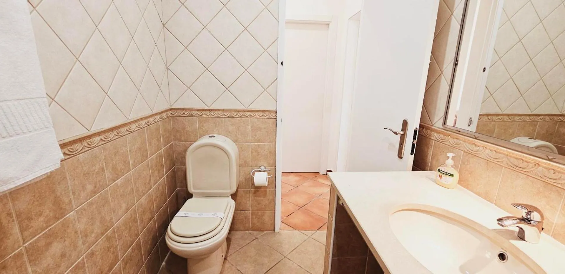 Guest house Lemon Tree Relaxing Guesthouse Lagos