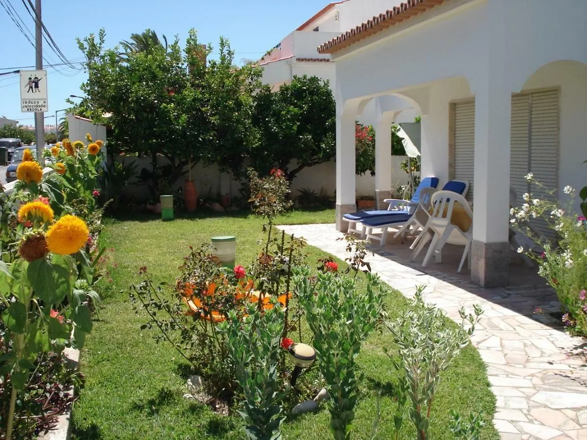Guest house Lemon Tree Relaxing Guesthouse Lagos