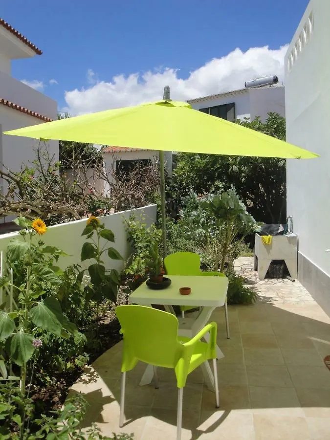 Lemon Tree Relaxing Guesthouse Lagos